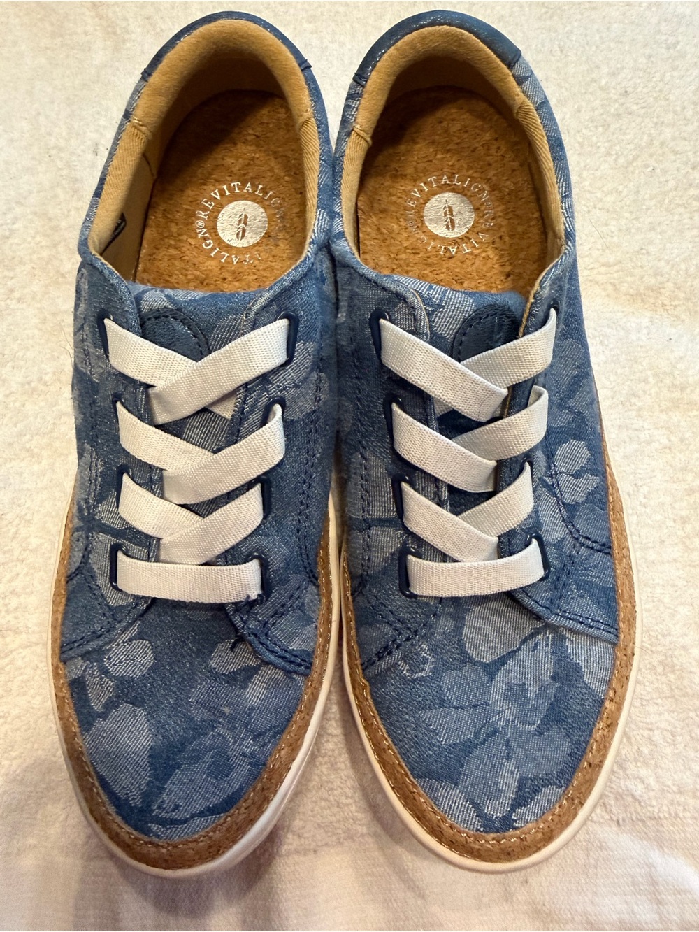 Denim Blue Floral Slip-On Sneakers with White Elastic Laces - Size 7B